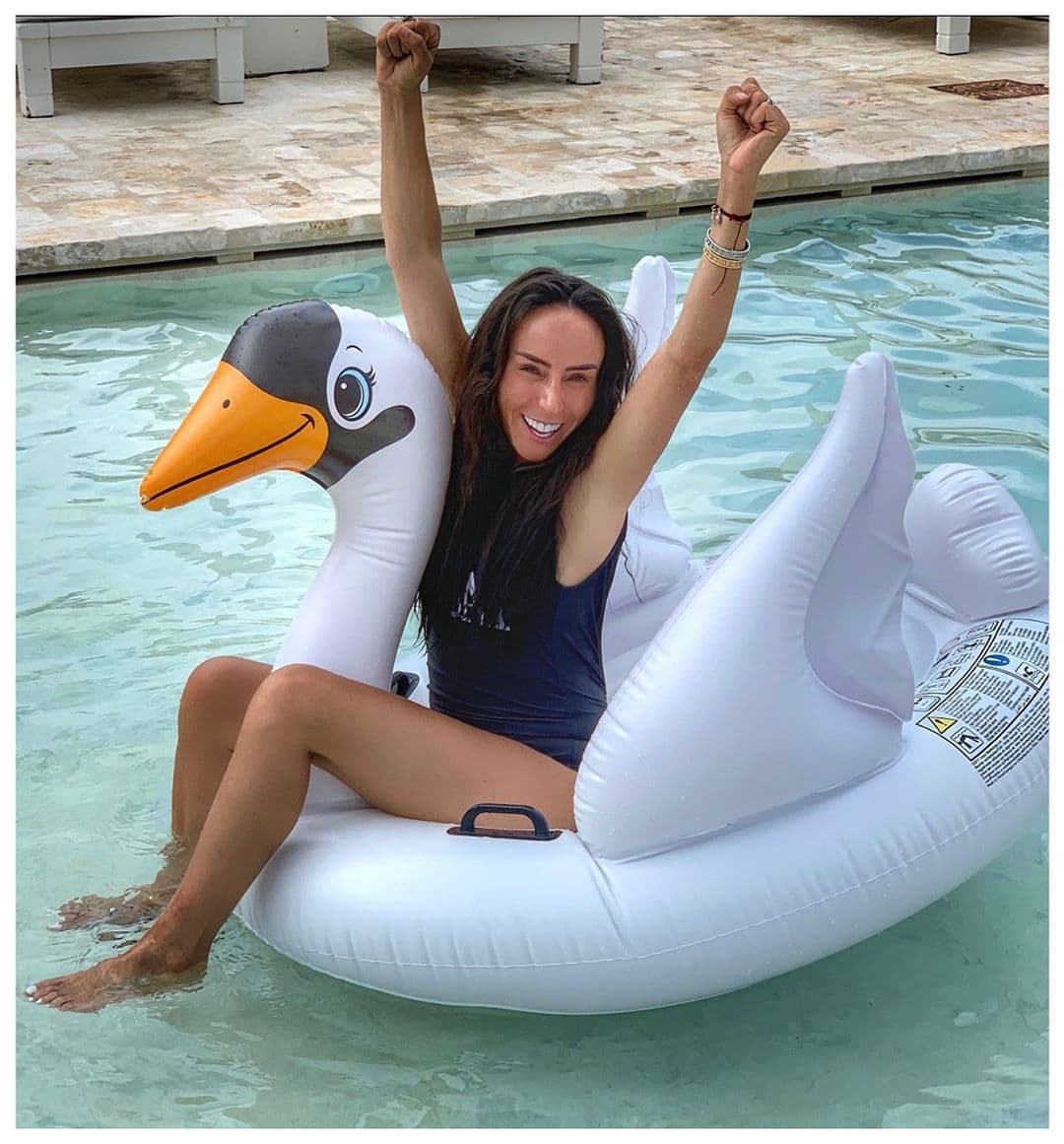 <b>Inés Gómez Mont</b> salió victoriosa del quirófano y eso se lo debe a este ángel guardián que Dios le mandó.