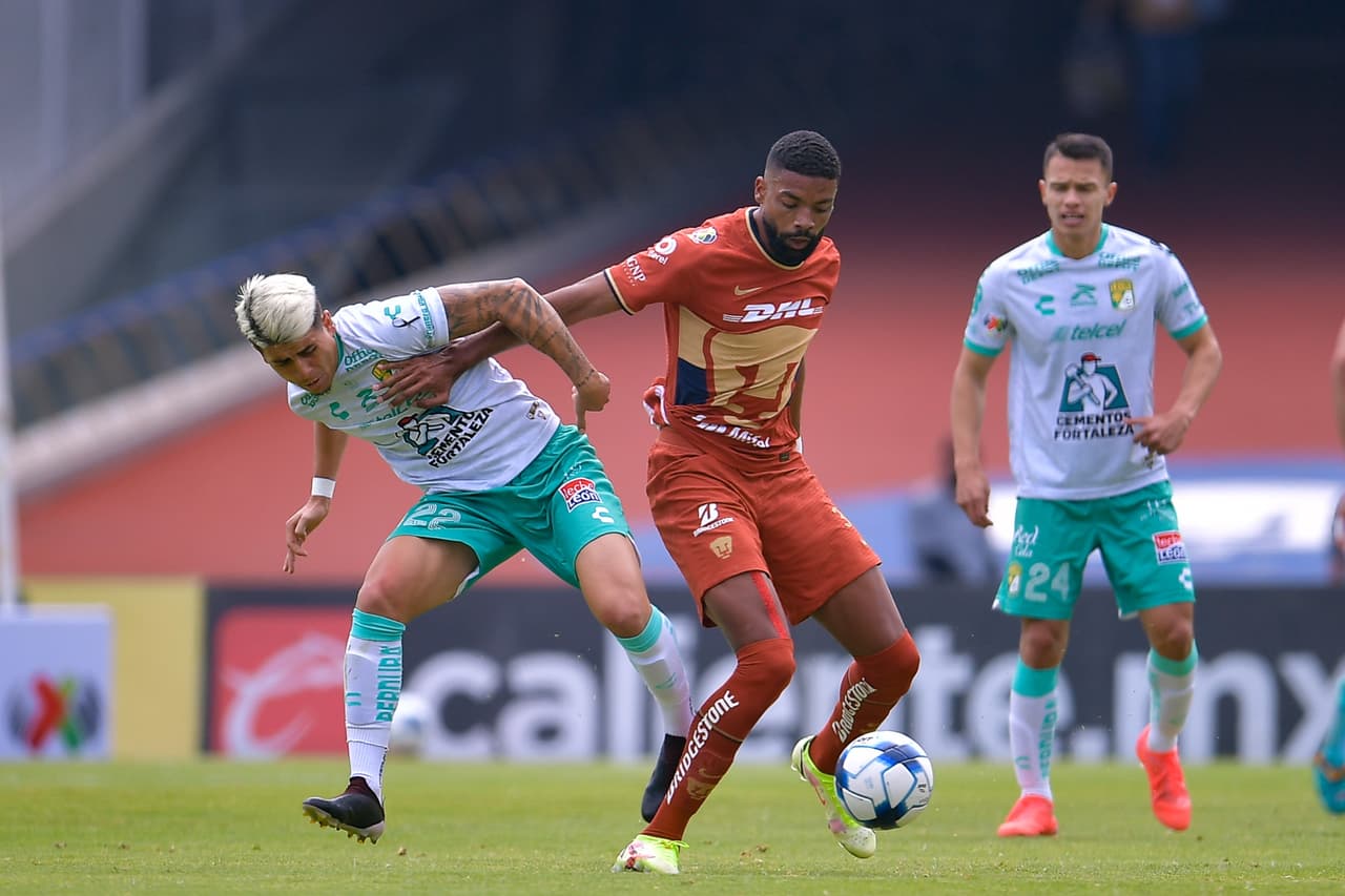La UNAM se queda con el triunfo sobre León 2-1 durante la Jornada 5 del Torneo de Clausura de la Liga MX. Santiago Colombatto abrió el marcador para la visita al minuto 20’, pero José Rogério de Oliveira (24’) y Arturo Ortiz (45+2’) le dieron el triunfo a los Universitarios en casa.