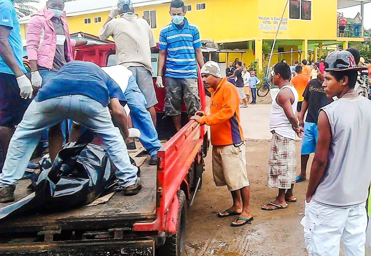 Rescate cuerpos naufragio Nicaragua