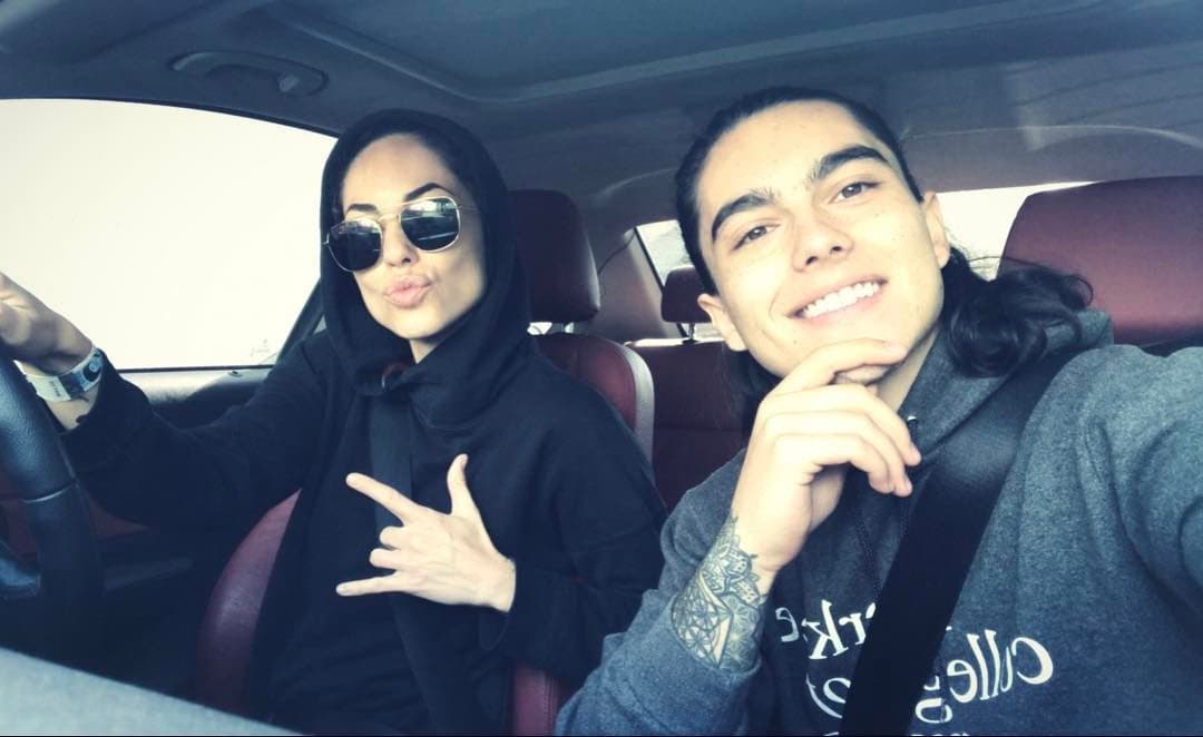 <b><a href="http://www.univision.com/temas/barbara-mori">Bárbara Mori</a></b> se suma a las actrices que se han dejado ver sin maquillaje, mostrando su rostro tal y como es, sin producción, pero eso sí, siempre con una intensa mirada que derrite a cualquiera.