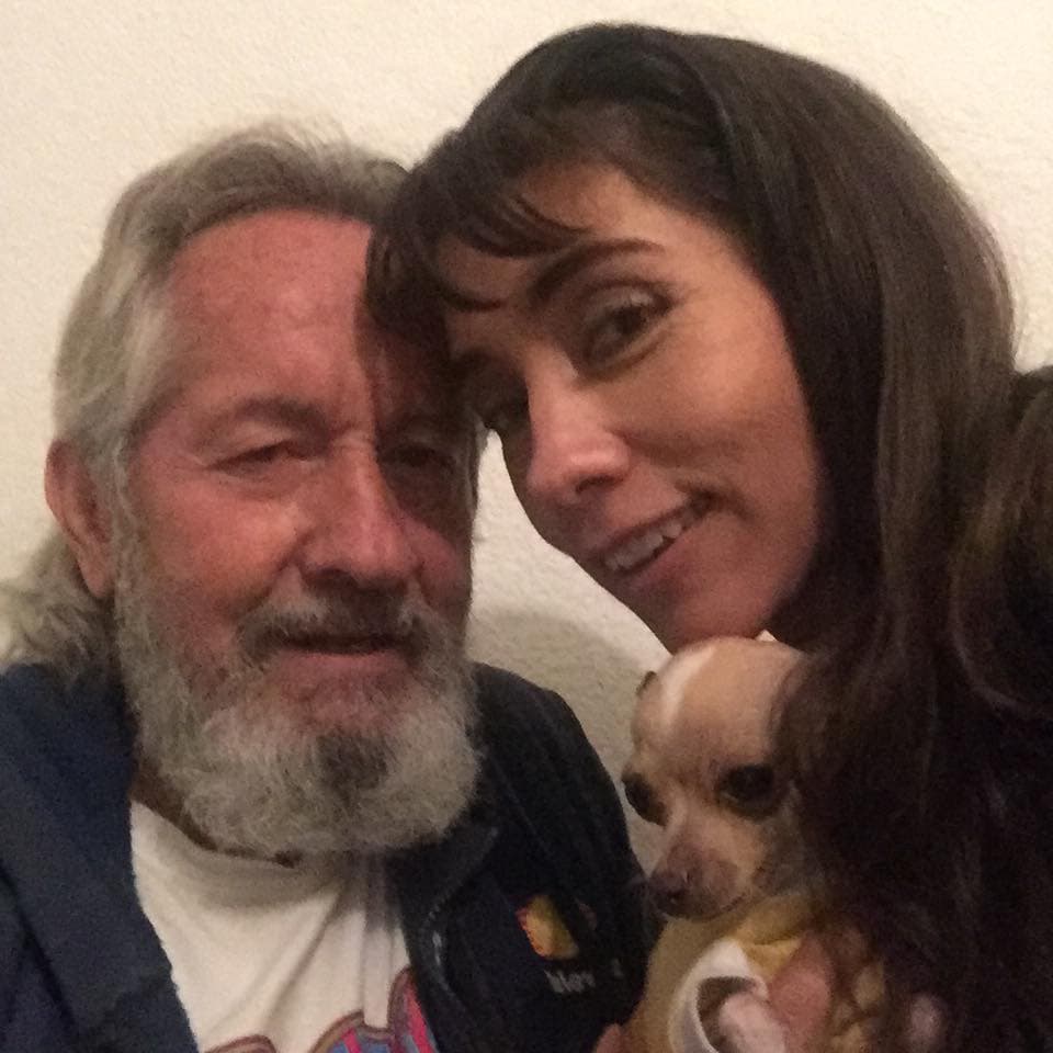 "Yo
<b><a href="https://www.tvynovelas.com/mx/famosos/la-viuda-del-papa-de-gael-no-se-arrepiente-de-exhibirlo-horas-despues-de-morir/" target="_blank">no soy nadie para decirle 'no'</a></b>", dijo en una entrevista publicada este lunes 1 de febrero en TVyNovelas.
<br>