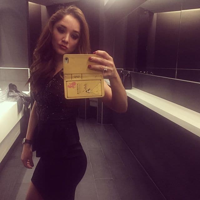 Sherlyn consiente a sus seguidores de redes sociales, con sus fotos muy sexys.