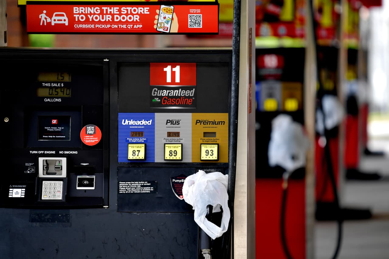 Suspensión del impuesto estatal a la gasolina: ¿por qué aún no lo notas en el bolsillo?