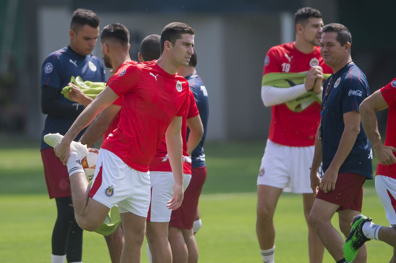 during the Guadalajara Team training, Torneo Apertura 2019 of Liga BBVA Bancomer MX, at Verde Valle, Guadalajara, Jalisco,Mexico, on June 01, 2019. <br><br> durante el Entrenamiento del Equipo Guadalajara, Torneo Apertura 2019 de la Liga BBVA Bancomer MX, en Verde Valle, Guadalajara, Jalisco, México, el 01 de JUnio de 2019.