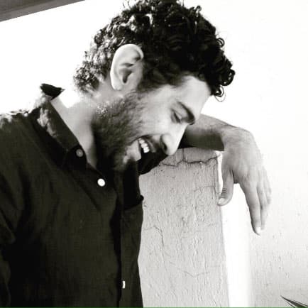 Desde pequeño hizo varias participaciones en la pantalla grande.