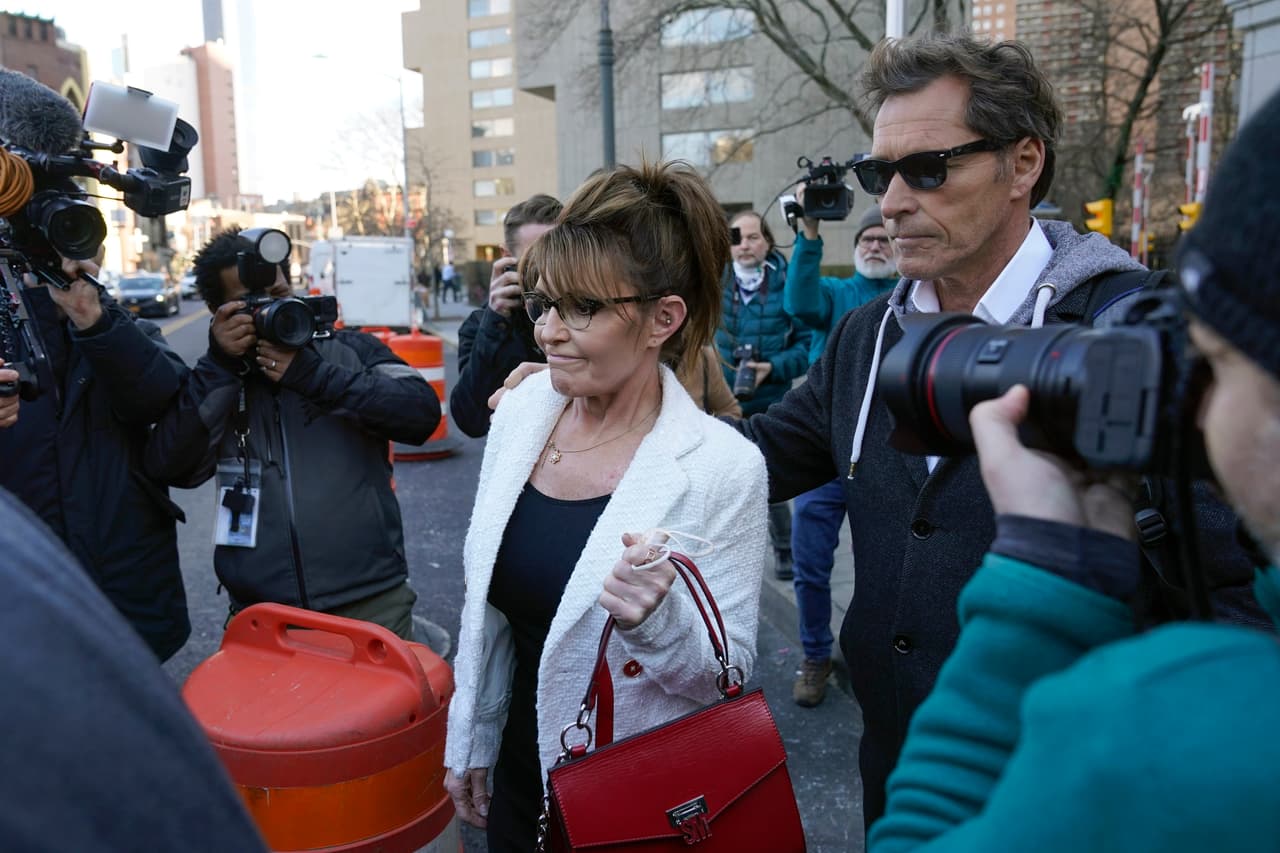 Sarah Palin, a su salida de una corte de Nueva York.