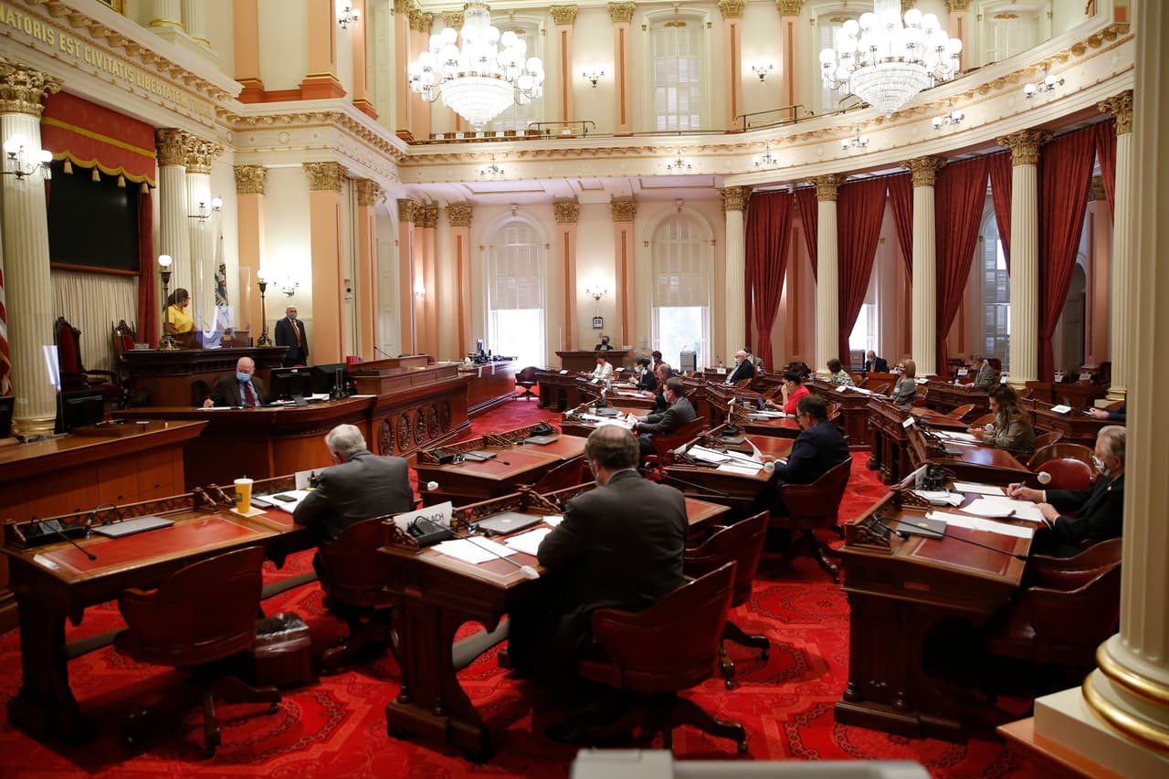 Senadores republicanos de California excluidos del Capitolio después de una prueba positiva por coronavirus