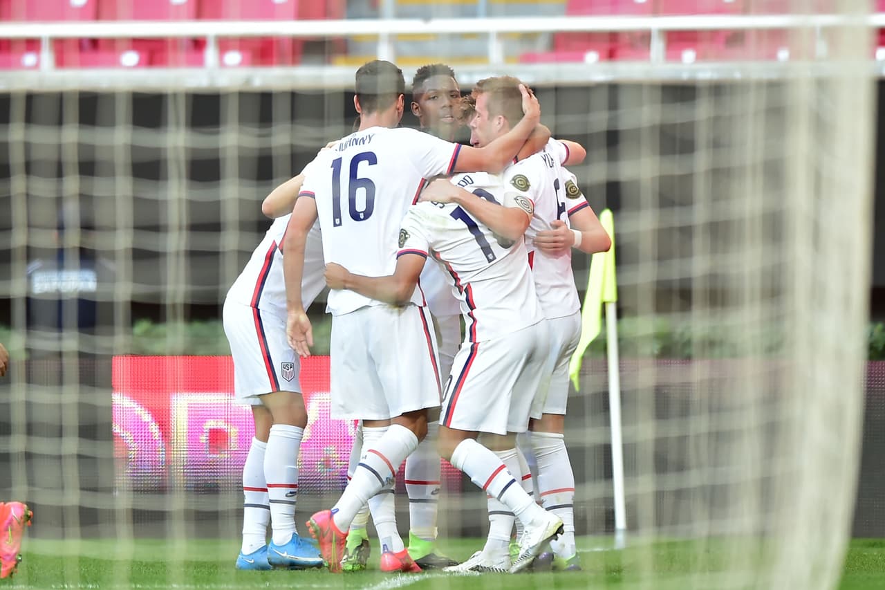 Con doblete de Hassani Dotson, gol de Mihailóvic y gol de Jackson Yueill, Estados unidos golea 0-4 a República Dominicana e hilan dos victorias consecutivas.
