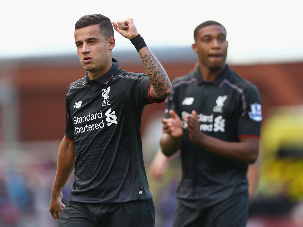 Coutinho da al Liverpool su primer triunfo de la temporada 2015-16