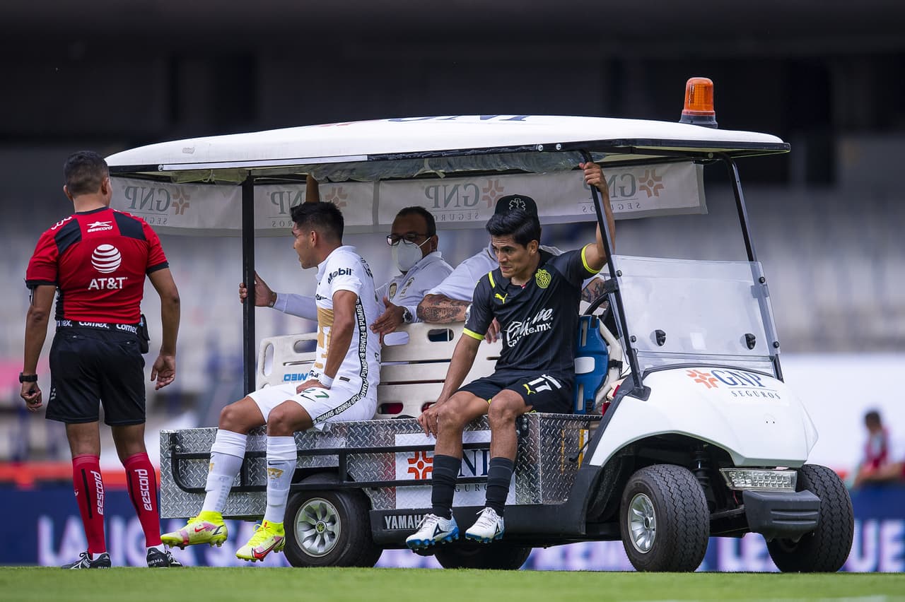Pumas y Chivas no se hicieron daño y firmaron un empate sin goles en la cancha del Olímpico Universitario.