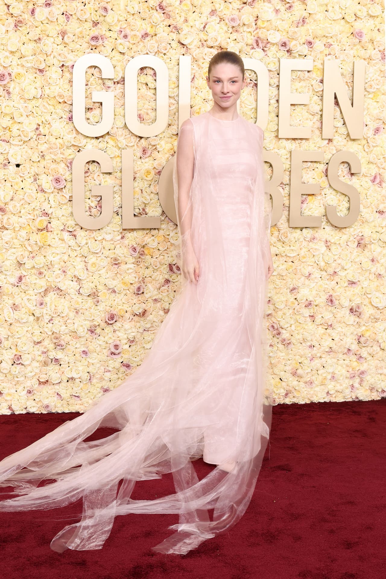 Hunter Schafer en la 'red carpet' de los Golden Globes.