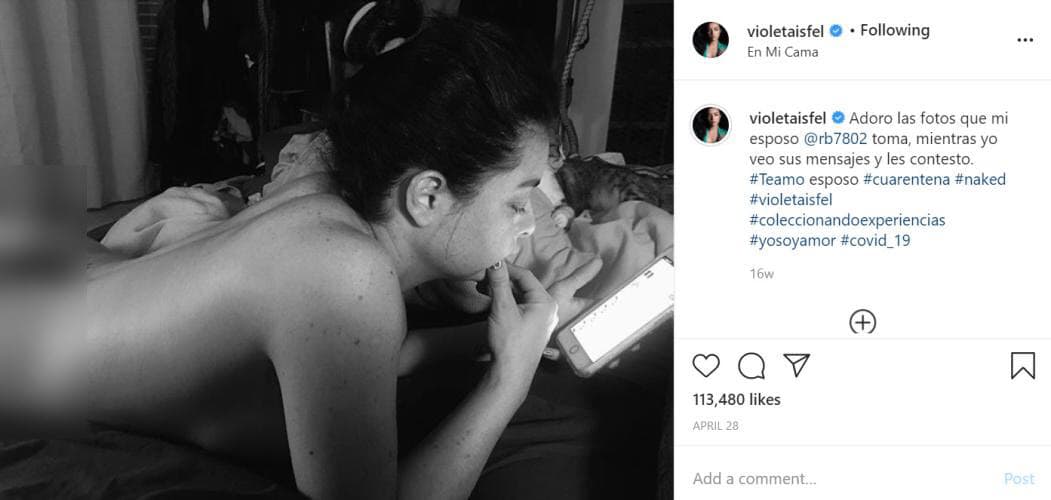 El pasado 28 de abril, publicó esta otra en la que en el pie de foto aclaró que fue captada por su marido.
<br>