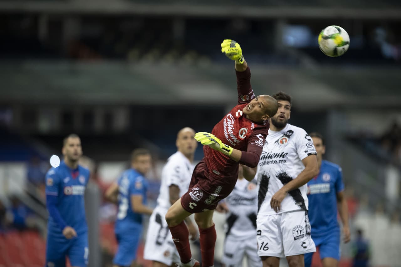 Gibran Lajud tuvo buena actuación y evitó por lo menos un gol más del equipo celeste.