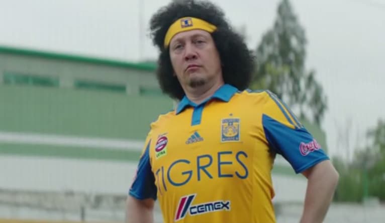 Rob Schneider se viste de Tigre