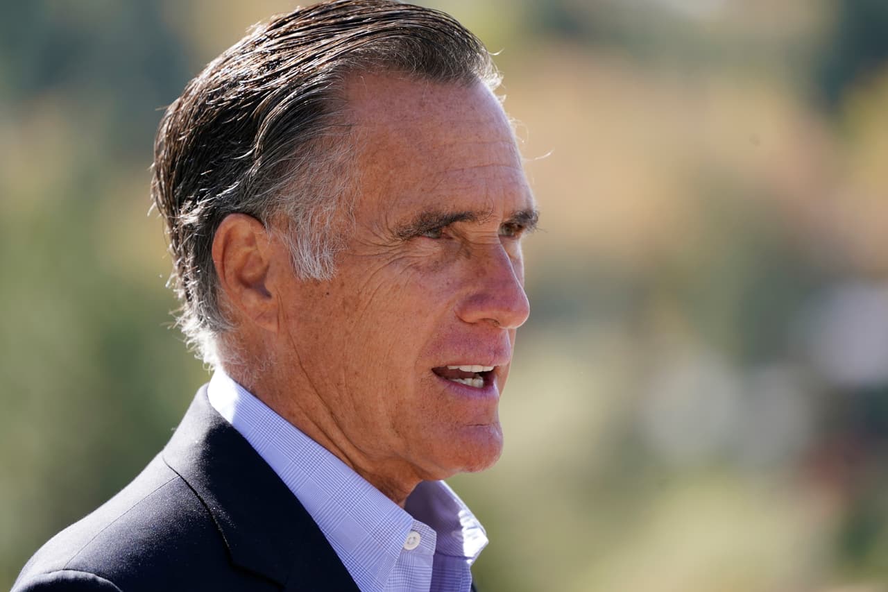 <b>Mitt Romney.</b> “Ann y yo extendemos nuestras felicitaciones al presidente electo Joe Biden y a la vicepresidenta electa Kamala Harris", dijo el senador por Utah y excandidato republicano en un comunicado cuando varios medios proyectaron la victoria demócrata. “Los conocemos a ambos como personas de buena voluntad y carácter admirable. Oramos para que Dios los bendiga en los días y años venideros”. Romney ha calificado la negativa de Trump a ceder como “antidemocrática”.