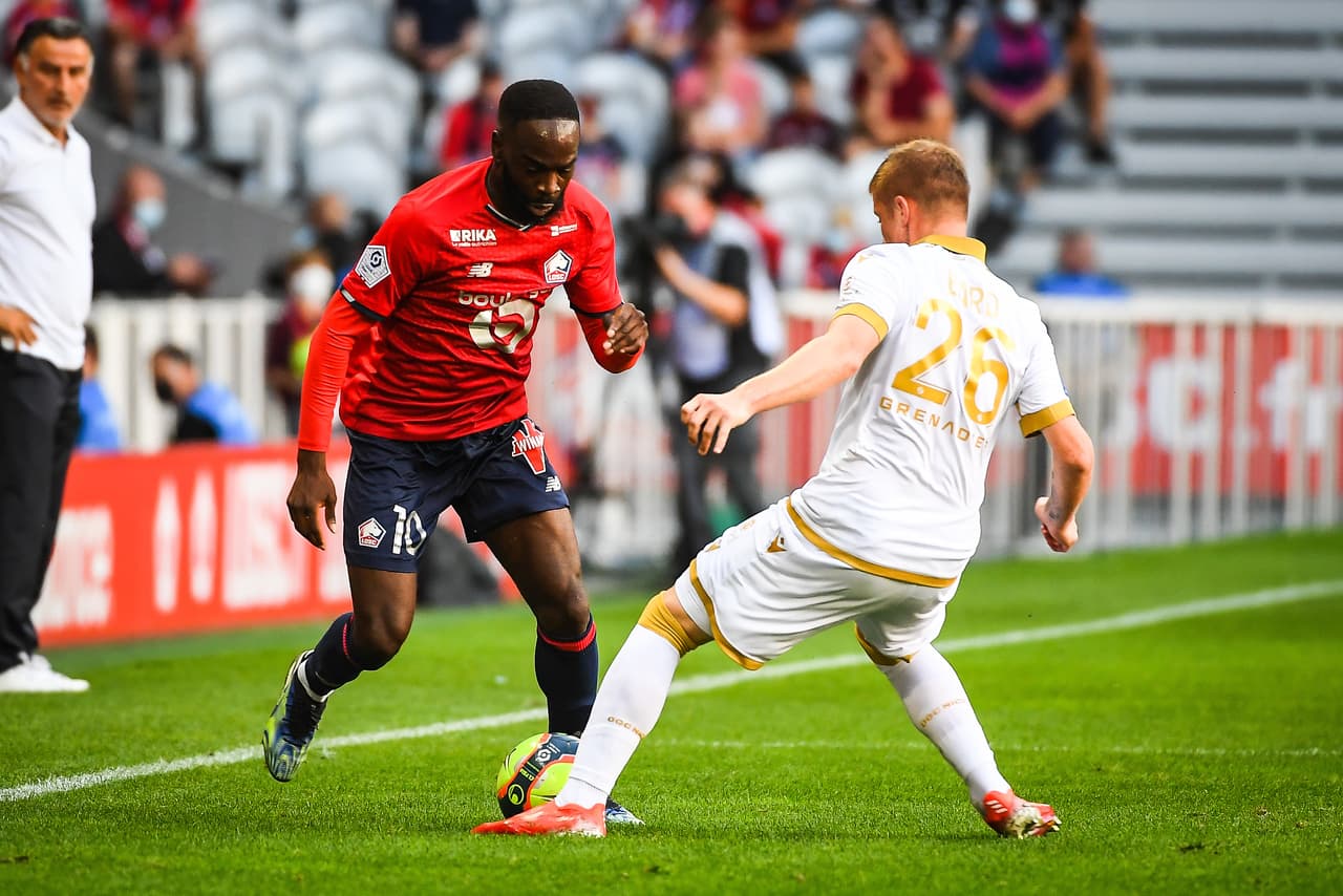 Lille, a pesar de ser local, perdió 0-4 ante Niza durante la segunda Jornada de la Ligue 1. Kasper Dolberg anotó doblete, mientras que Hicham Boudaoui y Armine Gouiri sumaron goles para los visitantes.