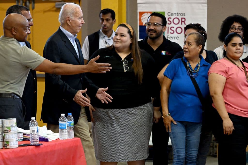 El presidente Joe Biden sorprendió a varios de los participantes de los distintos programas de los Centros Sor Isolina Ferré en Ponce cuando llegó a buscar a su esposa para regresar a casa. A las 5:21 de la tarde, el Air Force One despegó rumbo a Maryland.