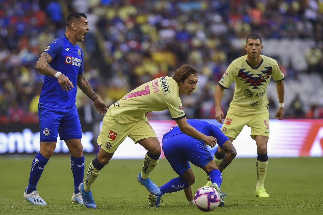 Con su gol, Pablo Aguilar se mete al club de jugadores que han anotado en el Clásico Joven para ambos equipos.