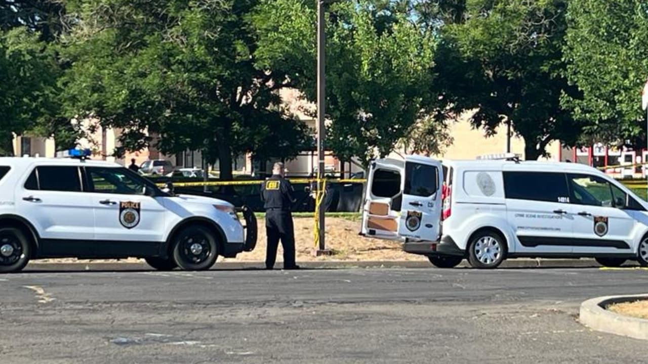 Encuentran a un hombre muerto en un vecindario al sur de Sacramento