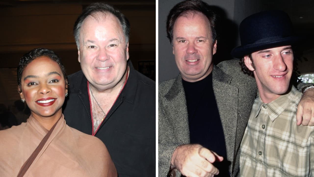 Dennis Haskins junto a la actriz Laar Voorhies; Dennis junto al fallecido Dustin Diamond, quien también era parte de 'Saved By The Bell'.
