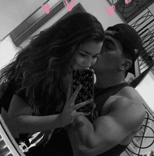 No hay filtro que pueda disimular el amor entre estos dos.