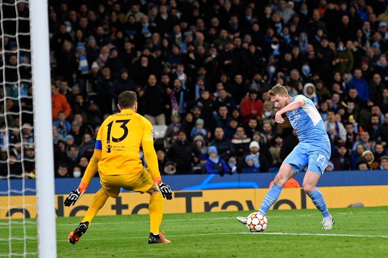 Un gol de Kevin de Bruyne bastó para que el Manchester City venciera al Atlético en la ida de los Cuartos de Final de la Champions League.
