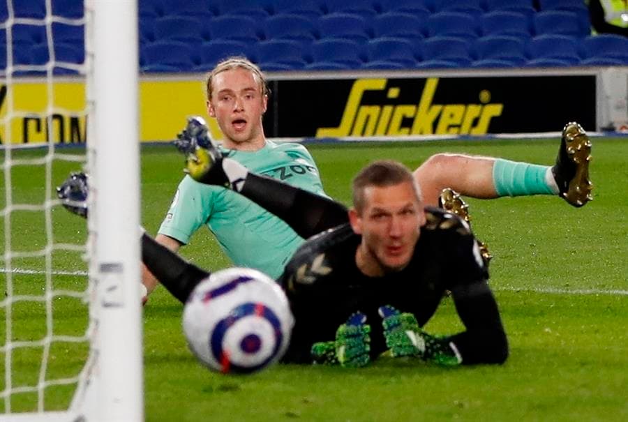 Everton y Brighton cierran la Jornada 31 de la Premier League con empate. A pesar de que los colombianos James Rodriguez y Yerry Mina tuvieron participación durante el encuentro, sin embargo, Mina salió del campo por molestias físicas; los 'Toffes' se alejan de competencias europeas.