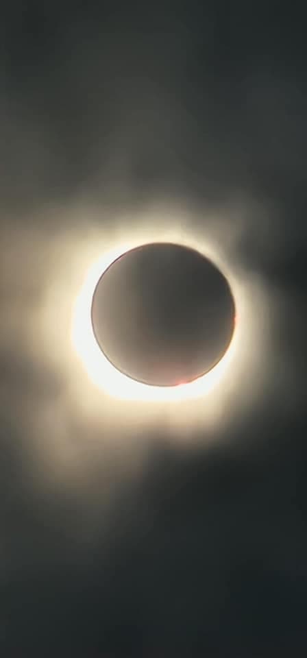 Usando filtros solares, varias imágenes increíbles fueron captadas desde las mismas casas de nuestros usuarios.