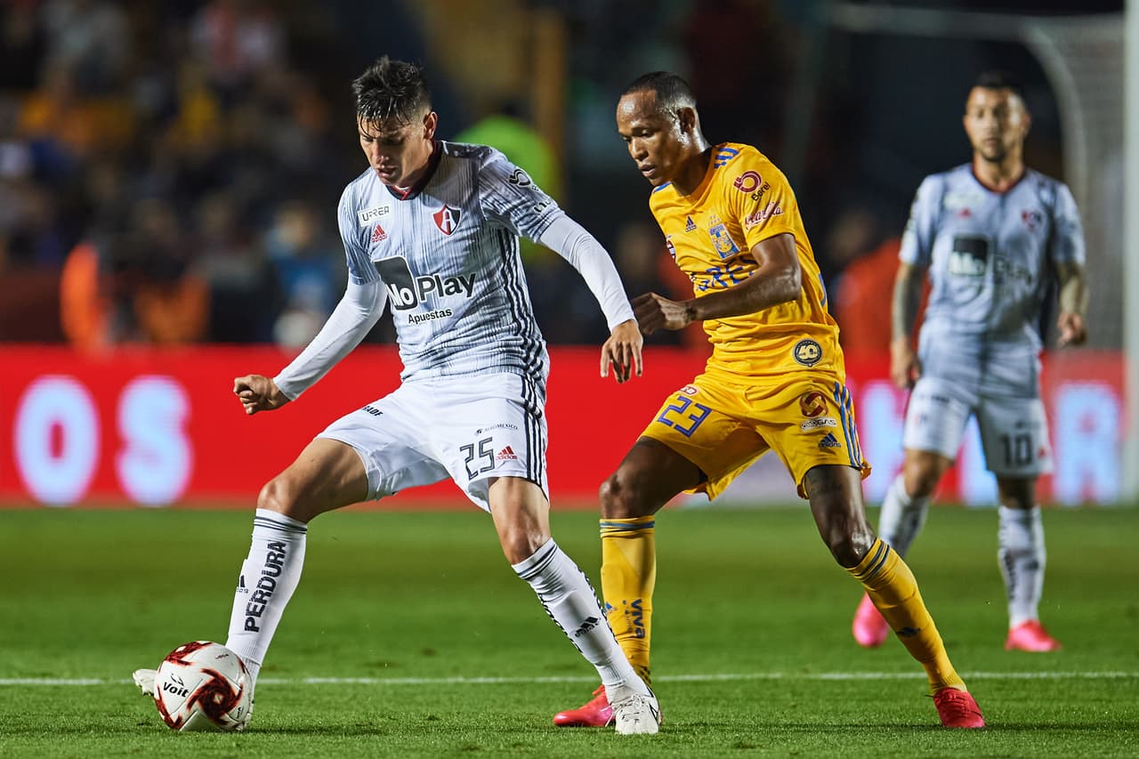 Con goles de Luis Quiñones y André Pierre Gignac, Tigres le pega 2-1 al Atlas y se queda con los tres puntos.