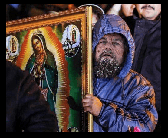 Hasta se encomendó a la Vírgen de Guadalupe.