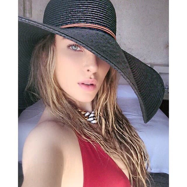 El último galán con el que se le ligó, fue con el cantante Maluma.