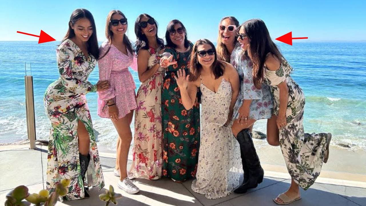 Del lado izquierdo Damaris y del derecho Alejandra Espinoza.