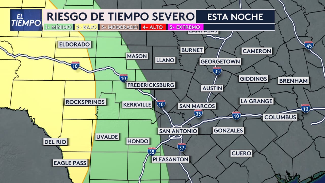 Esto es lo que podríamos esperar ante el riegso de tiempo severo:
<br>
<br>💨 ráfagas de viento intensas
<br>⚡ fuerte actividad eléctrica
<br>🌊 riesgo de inundaciones