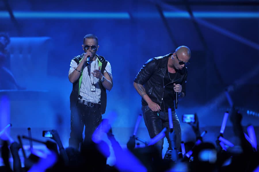 Otros que han hecho historia en el show de Premios Juventud son el dueto
<b>Wisin y Yandel</b>.