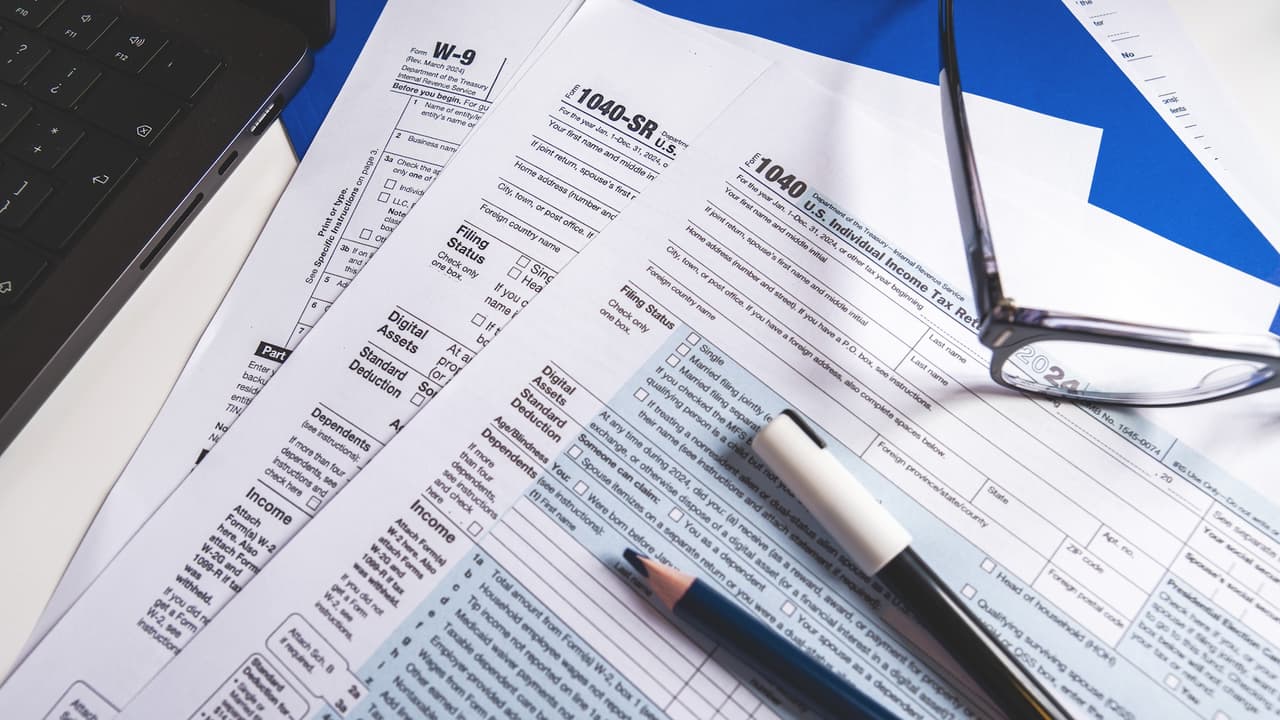 <h2 class="cms-H2-H2">Considera el Crédito por otros dependientes</h2>
<br>
<br>Si tu hijo o dependiente no califica para el CTC,
<b>podrías ser elegible para el <a href="https://www.irs.gov/es/newsroom/understanding-the-credit-for-other-dependents" target="_blank">Crédito por otros dependientes</a></b>, el cual ofrece un beneficio adicional en ciertos casos. Verifica si cumples los requisitos antes de presentar tu declaración.