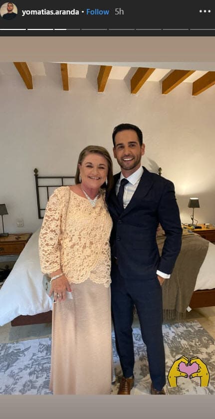 Su familia estuvo a su lado compartiendo su felicidad.