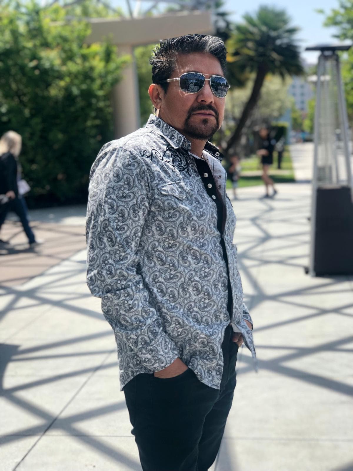 El Feo también se puso guapo para el evento.