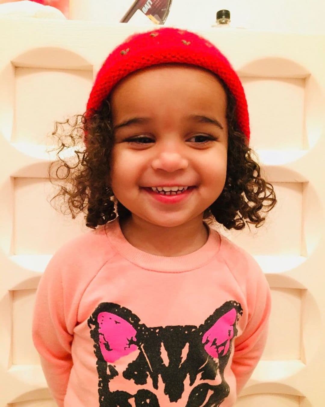 De acuerdo con información del portal, la sobrina de Kim Kardashian volvió a sufrir
<b>otra quemadura el pasado 21 de marzo en casa de Rob</b>, pero ahora fue más grave.
<br>