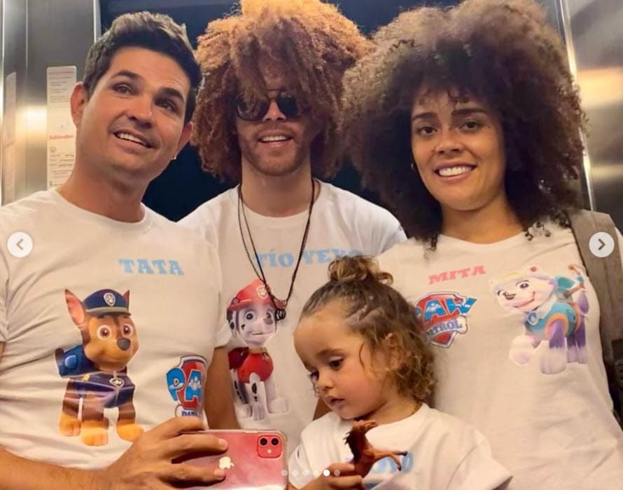 "Yo siempre dije que quería dos bebés", agregó. "
<b><a href="https://www.univision.com/famosos/ferdinando-valencia-y-su-esposa-celebran-el-primer-cumpleanos-de-tadeo-y-mandan-un-abrazo-al-cielo-para-dante-fotos" target="_blank">Diosito se llevó uno</a></b>, ahorita me falta uno en la Tierra".
<br>