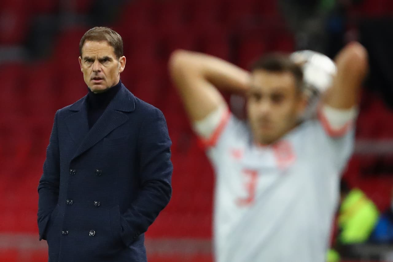 Holanda y España empatan 1-1 en partido amistoso internacional en la Amsterdam Arena. Sergio Canales abrió el marcador al minuto 18 a favor de los españoles, sin embargo, en la segunda parte, Van de Beek iguala el marcador al minuto 48 a favor de la 'Naranja Mecánica'. Sergio Ramos iguala en partidos jugados con su país a Gianluigi Buffon.
