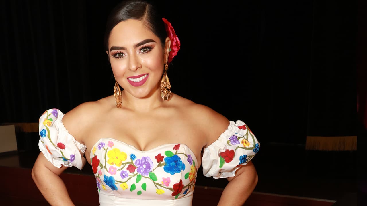 La primera eliminación de La Reina de la Canción fue muy dura, pues los capitanes seleccionaron a cuatro chicas para que dejaran la competencia: Paloma Carrasco, Vivian Mitre, Gabby Castro y Claudia Fernanda.