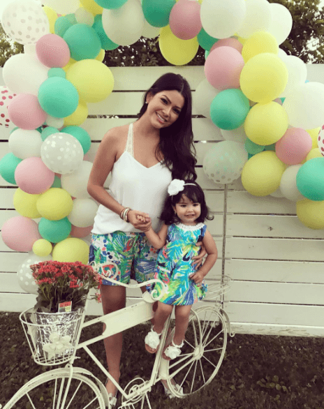 Como portada de revista, así lucen Ana Patricia y Giulietta en esta foto del mes de marzo.