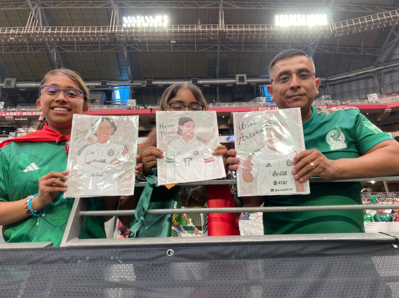 La selección mexicana tuvo uno de sus partidos más oscuros en la era del ‘Tata’ Martino y con doble de Edinson Cavani, Uruguay le pasó por encima a un Tri, que generó dudas, incertidumbre y preocupación a menos de 6 meses de Qatar 2022.