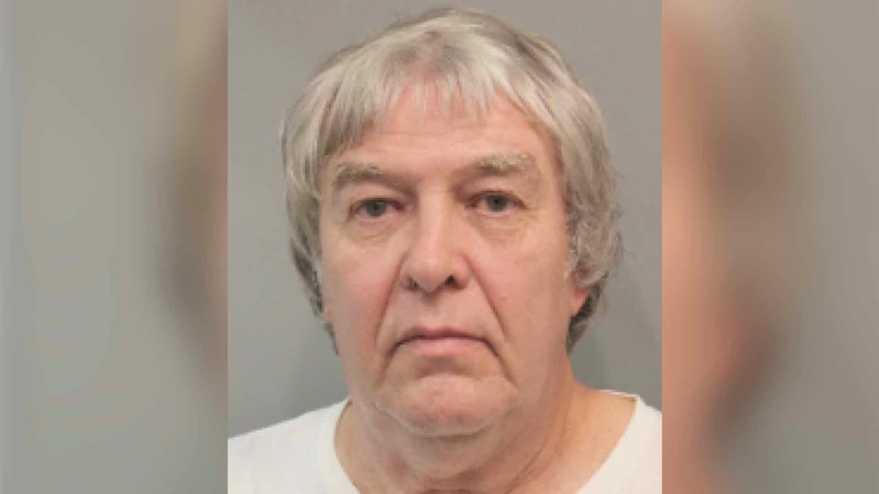 “El niño tenía sangre en sus labios y le faltaban dos dientes”: arrestan a un abuelo por golpear a su nieto