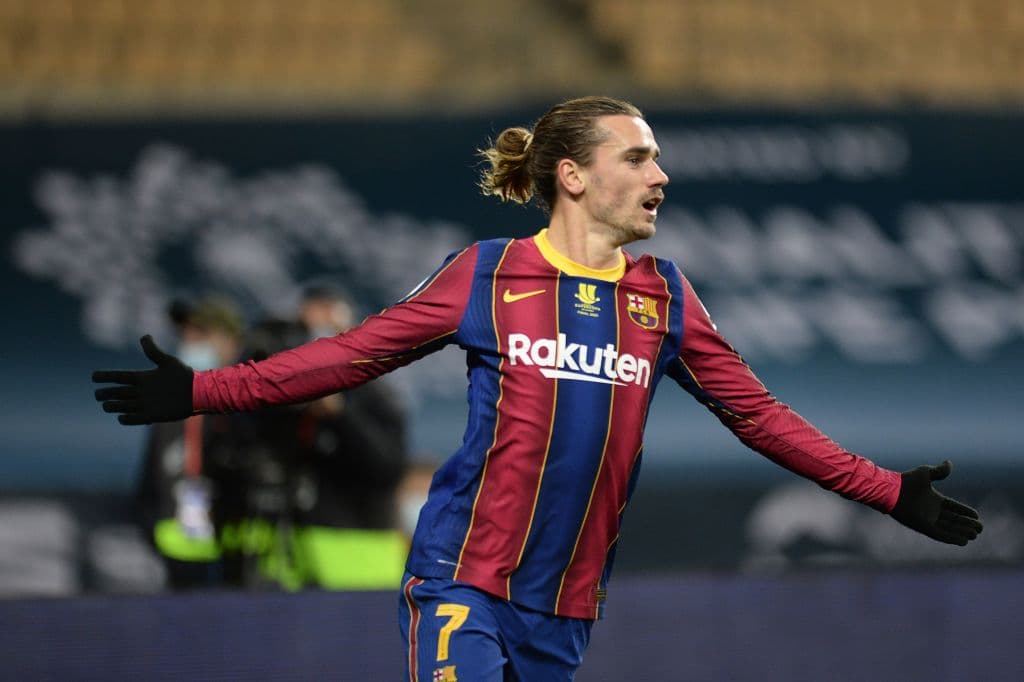 Athletic club Bilbao es el super campeón de España tras derrotar al Barcelona en tiempo extra y con 10 hombres. Lionel Messi salió expulsado por primera vez en un partido oficial. Antoine Griezmann hizo doblete y, por parte de los 'Leones' fueron Marcos, Villalibre e Iñaki Williams.