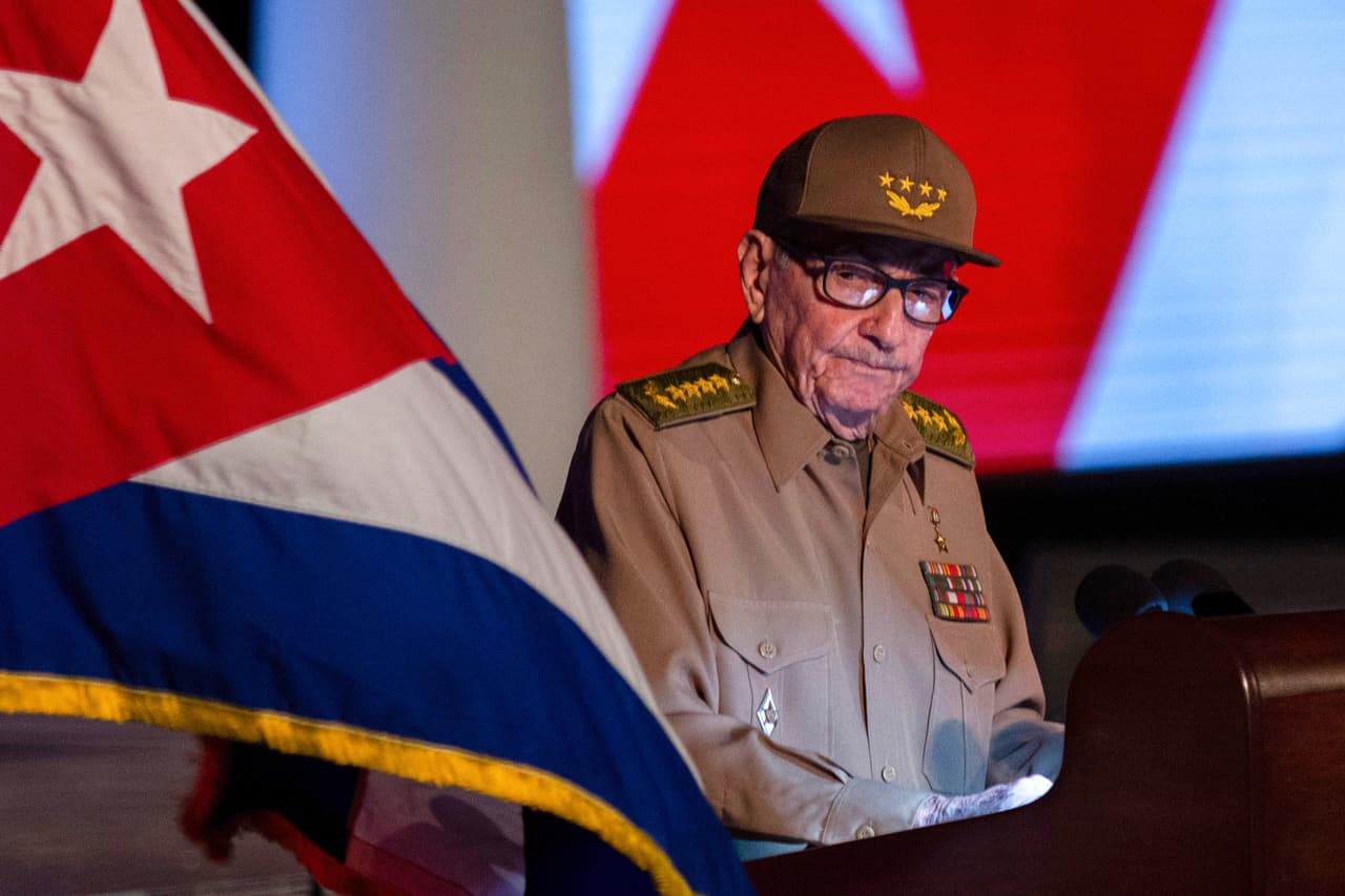 La salud del nonagenario dictador cubano, Raúl Castro, habría empeorado tras sufrir un accidente cerebrovascular.