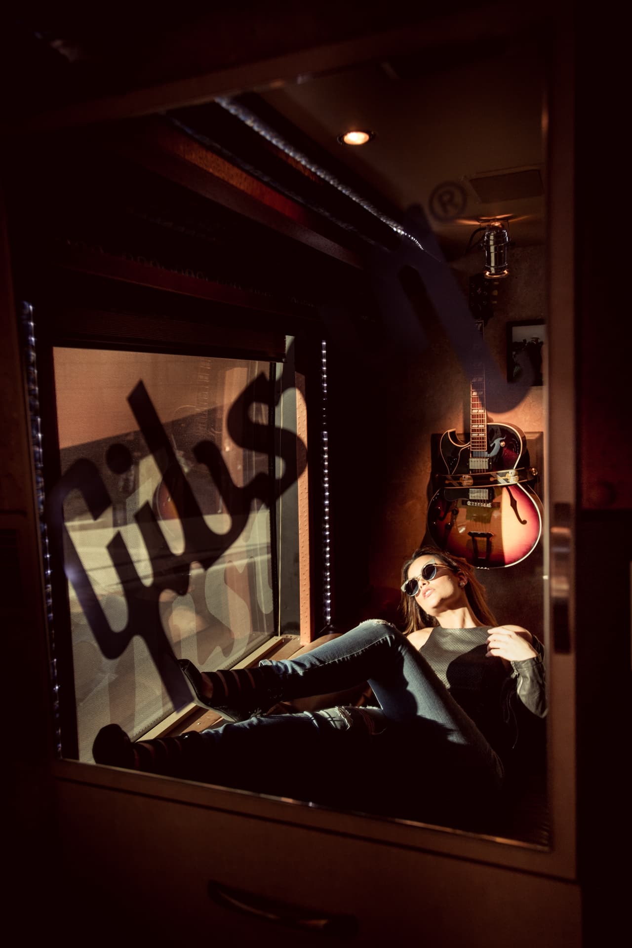 ¿Te la imaginas rockeando?