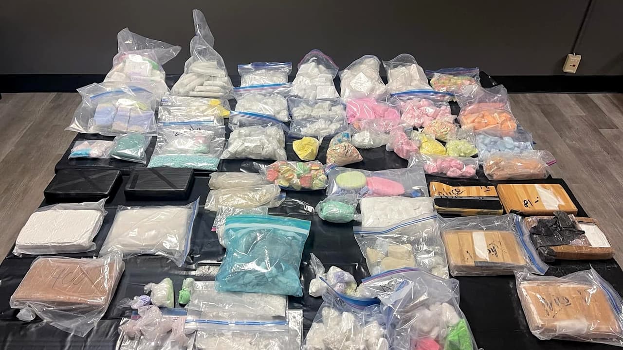 Golpe al narcotráfico en el este de la Bahía: decomisan fentanilo con valor de $4.2 millones en Oakland y Hayward