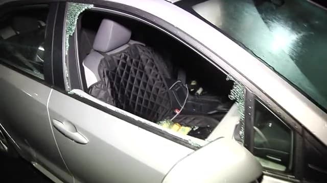 Agentes de la dependencia acudieron al lugar alrededor de las
<b>2:52 de la madrugada</b>, según la información preliminar de la Oficina del Sheriff.