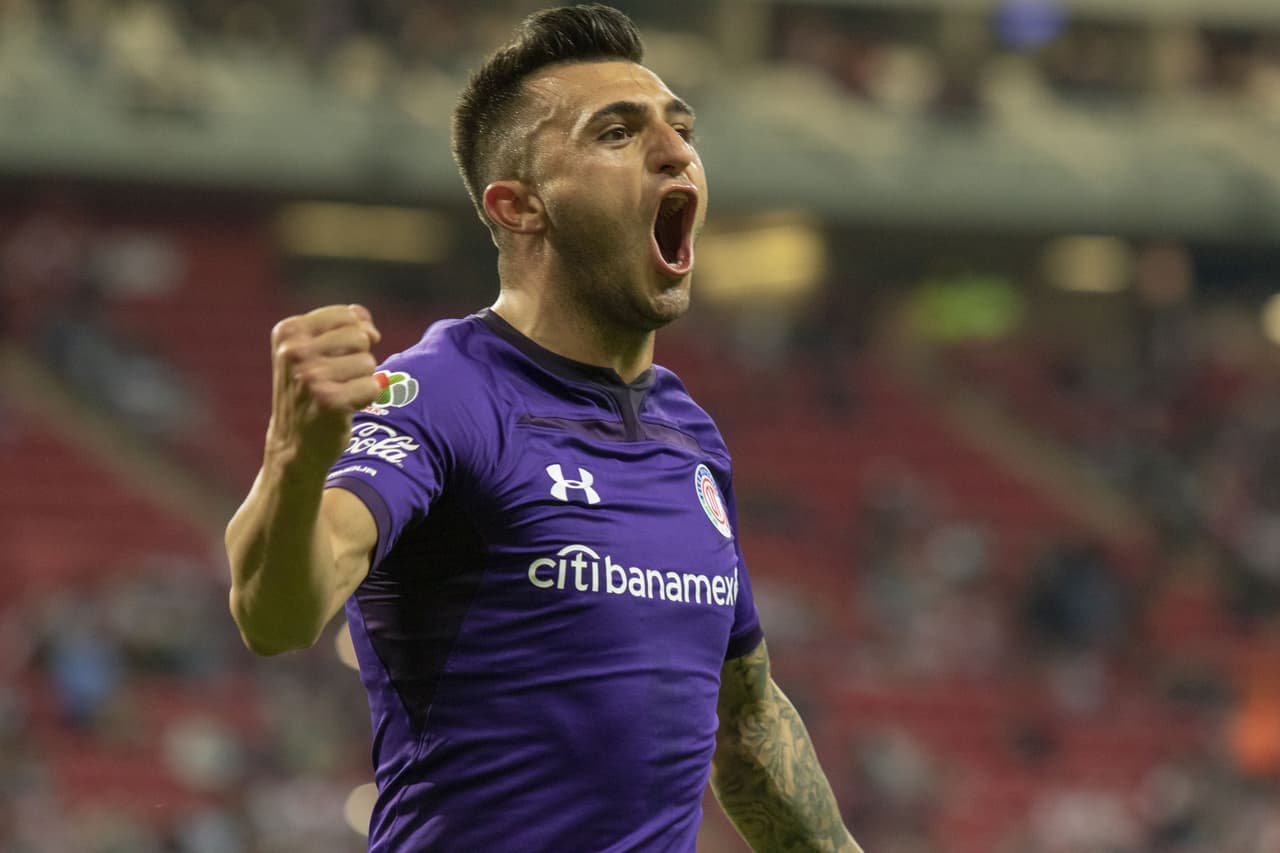 El argentino Enrique Triverio había marcado de cabeza el 1-1 para Toluca, pero la jugada tuvo otro desenlace.